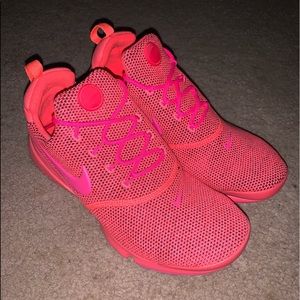 Nike Presto Fly SE Running Sneakers